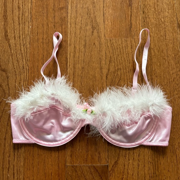 NWOT Sugar thrillz baby pink satin balconette bra with feather trim - Picture 2 of 6